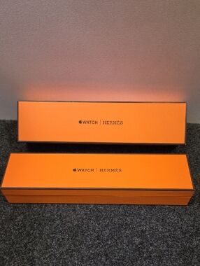Authentic Apple Hermès Orange Apple Watch Presentation Boxes
